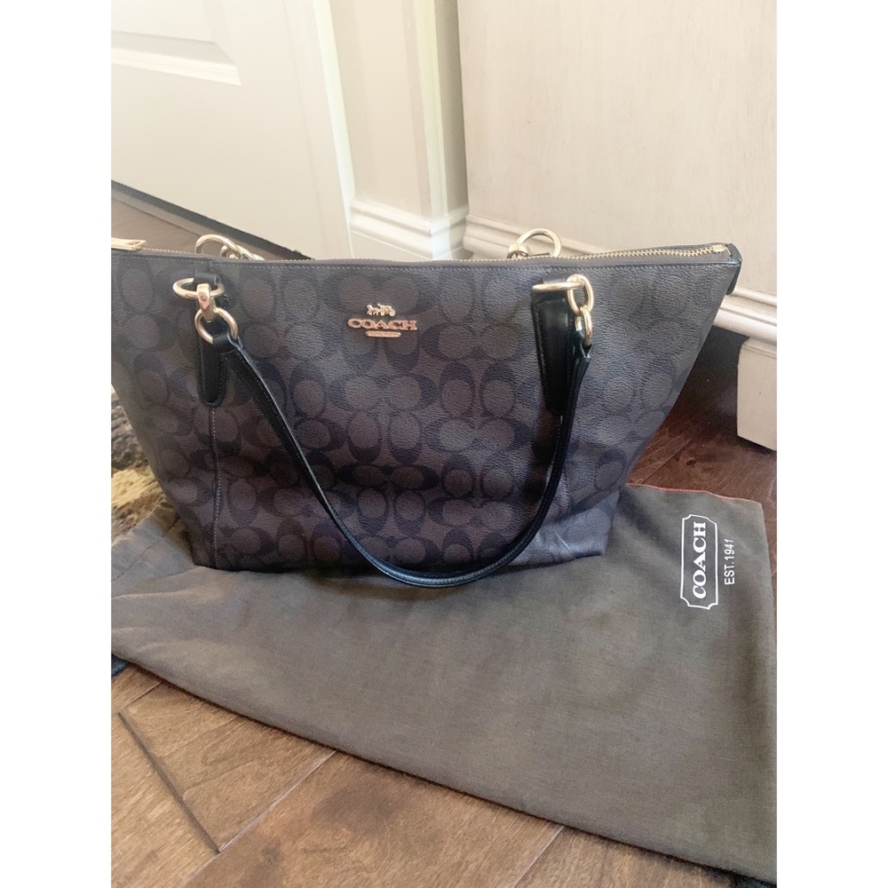 Coach signature city womens shoulder bag
